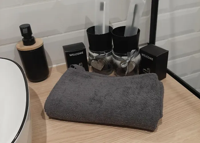 Апартаменты Hugo Et Compagnie *